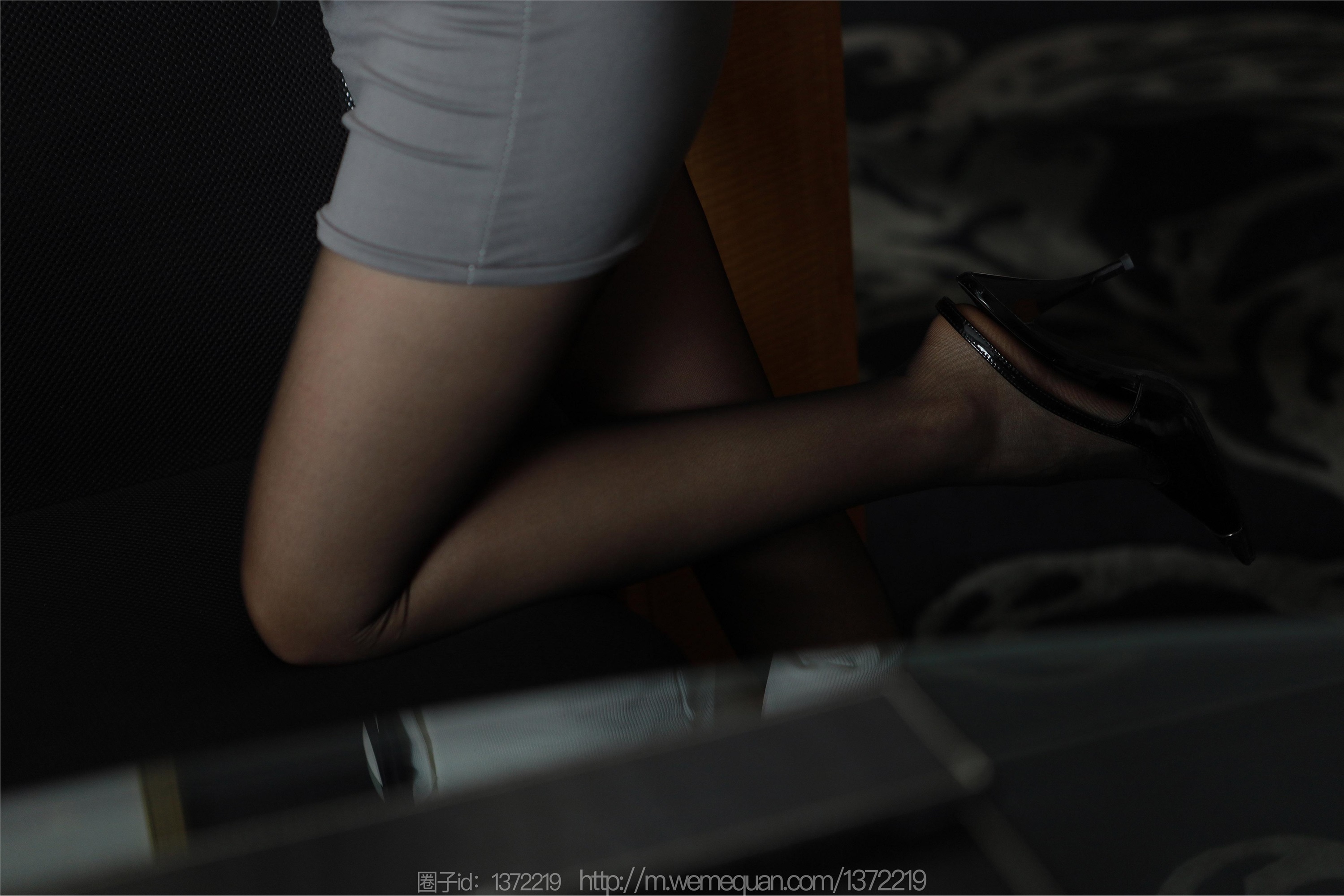 IESS异思趣向  2023.02.19 丝享家 1366 小金《OL灰色包臀裙》